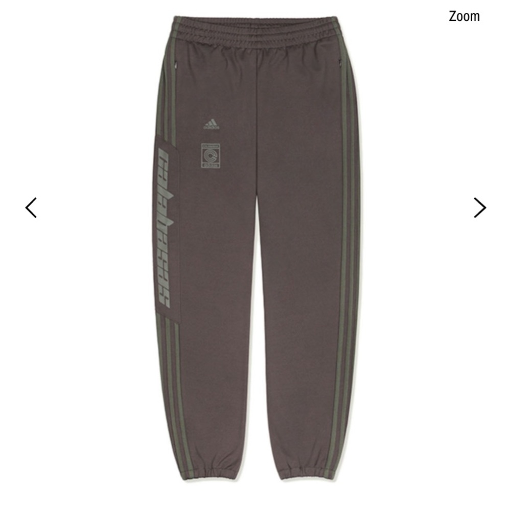 Yeezy Calabasas Trackpant in Umber/Core. Size XS.